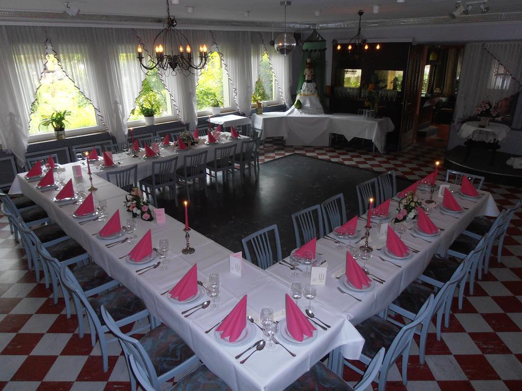 בארסינגהאוזן Hotel Am Deister מראה חיצוני תמונה