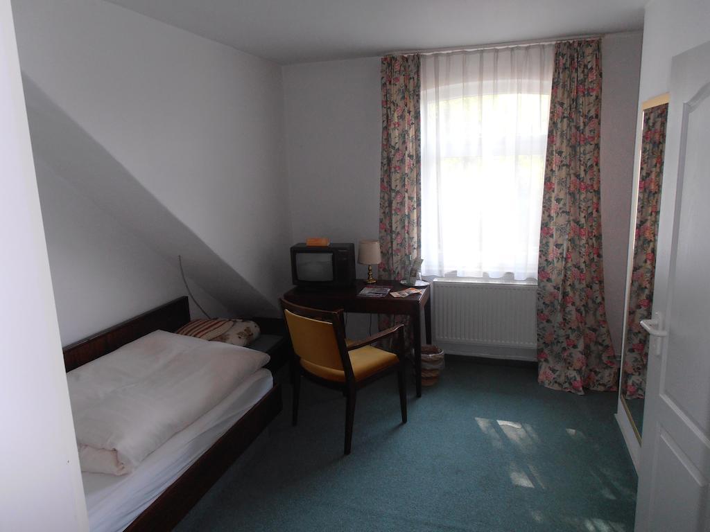 בארסינגהאוזן Hotel Am Deister חדר תמונה